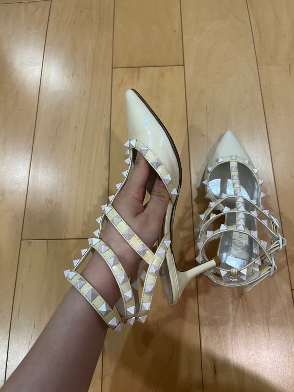 Valentino Garavani Ivory Pointed Rockstud Strappy Pumps
